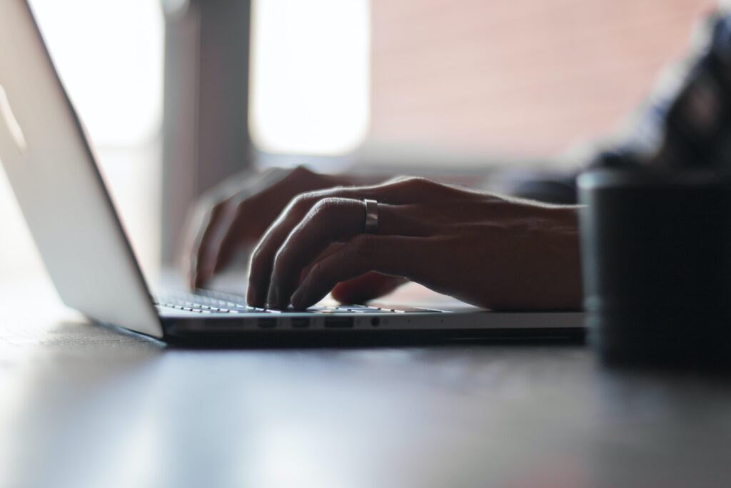 Teletrabalho no Brasil: Desafios e Direitos dos Trabalhadores
